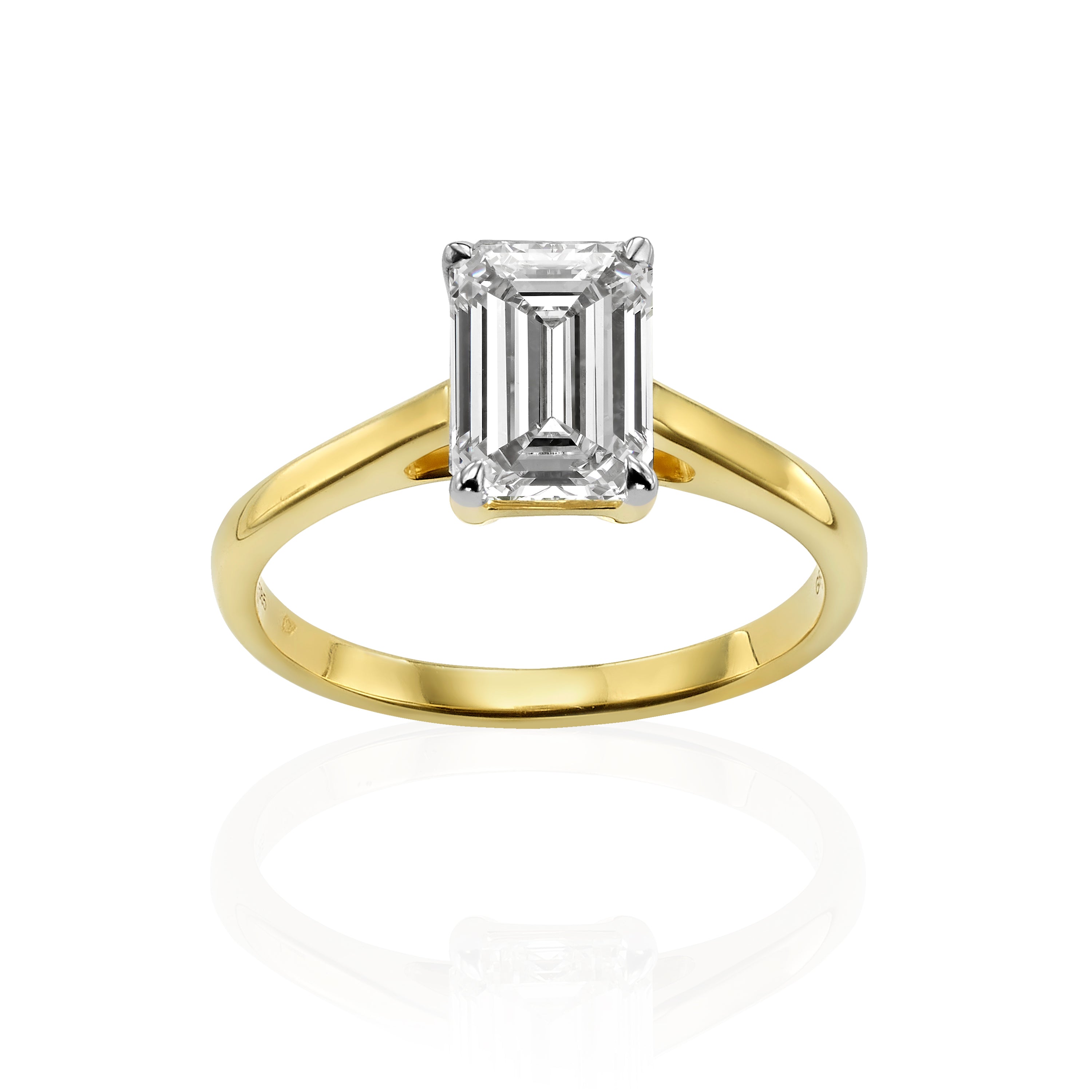 טבעת סוליטר משובצת יהלום מעבדה - אמרלד