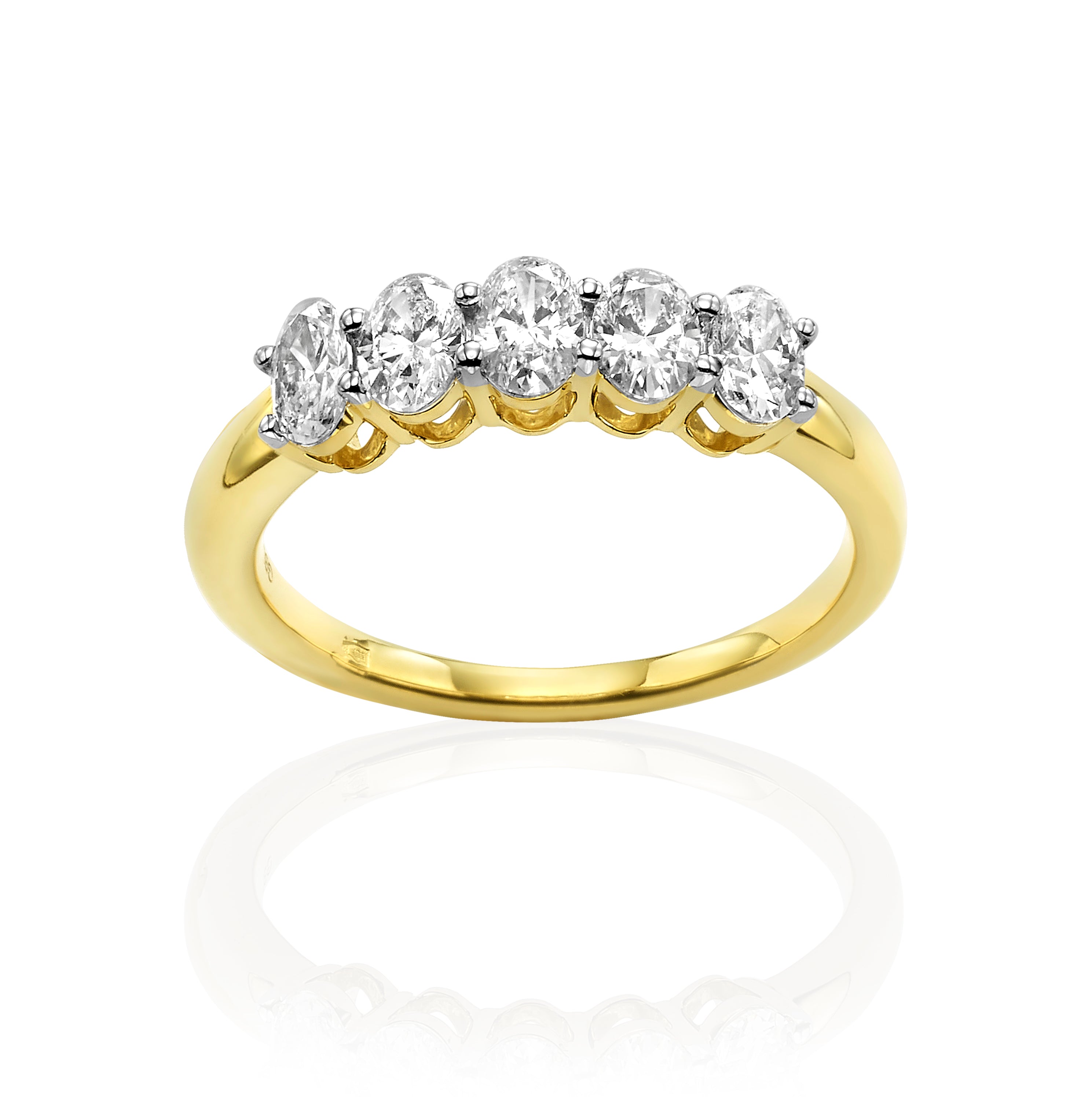 טבעת שורה משובצת יהלומי מעבדה - אובל