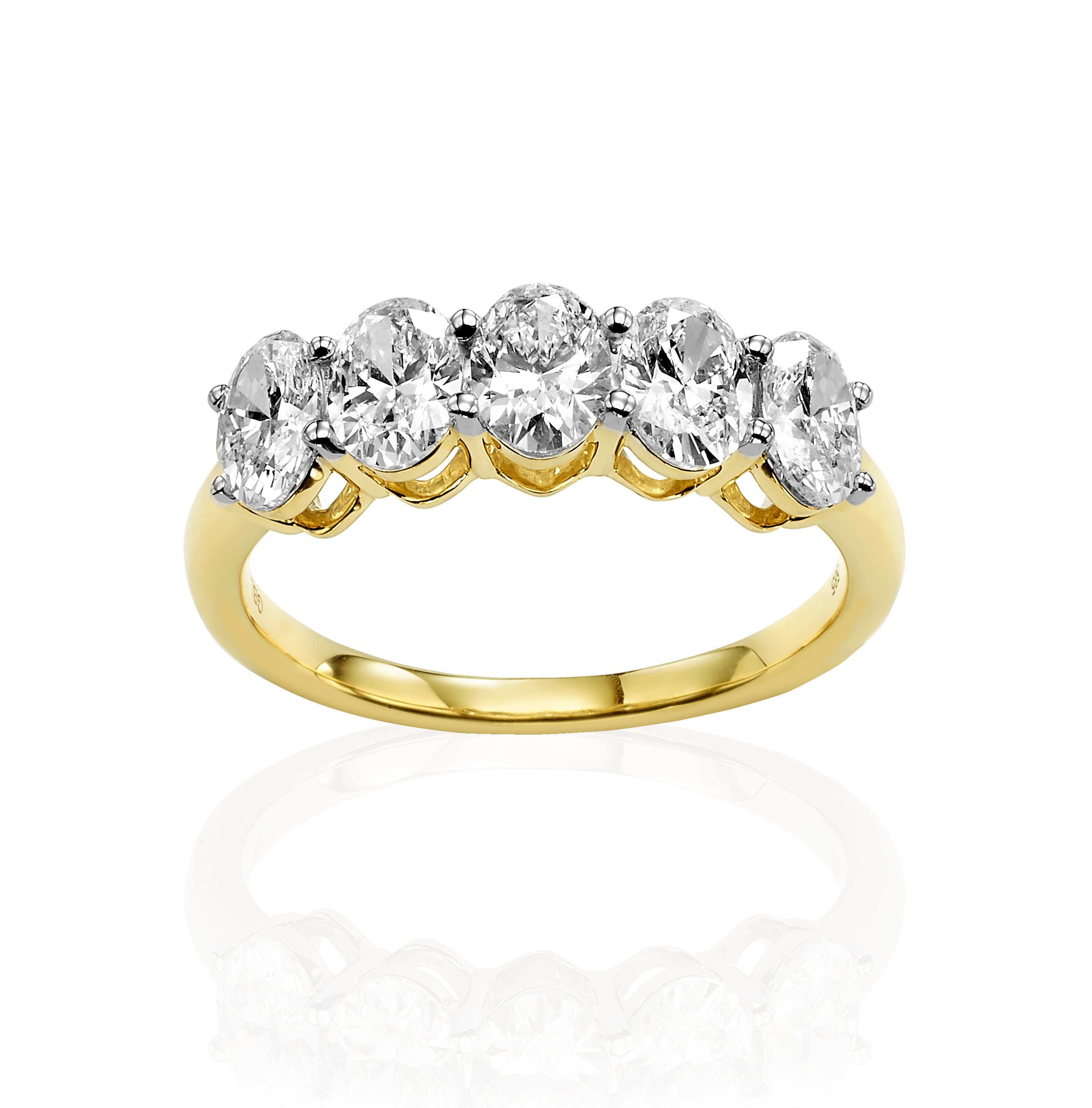 טבעת שורה משובצת יהלומי מעבדה - אובל